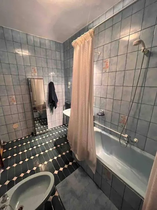 Nyaraló Charming 4 Bedroom Village Home With Patio Mijas